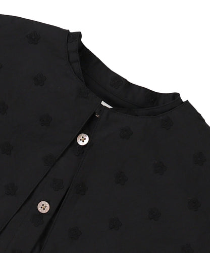 Floral Embroidery Collar Shirt