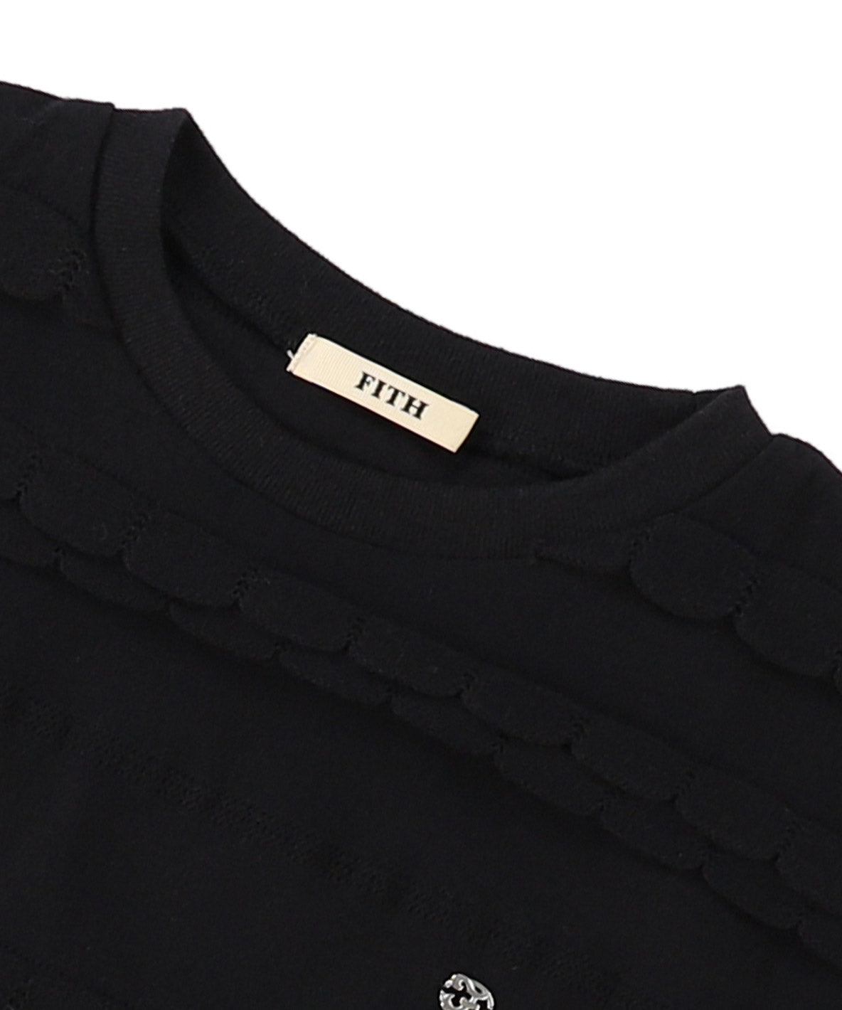 Scalloped Jacquard French-sleeve Tee