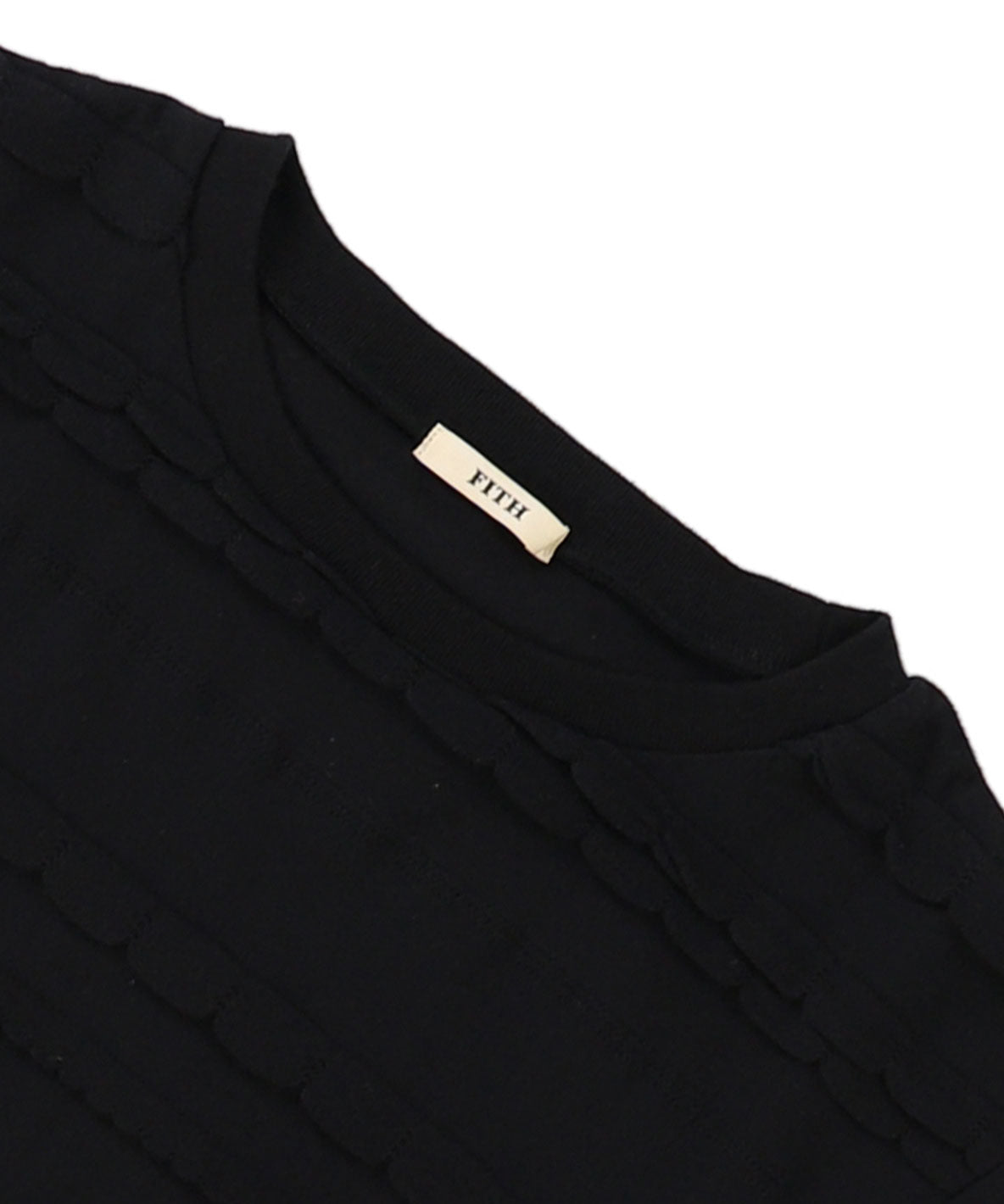Scalloped Jacquard Long Sleeve Tee(LADIES)