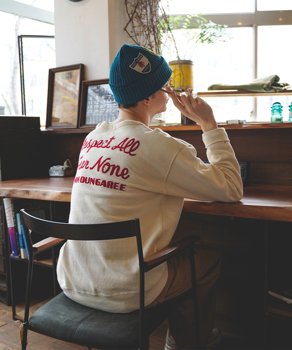 Vintage Pile RESPECT Sweatshirt(MENS)