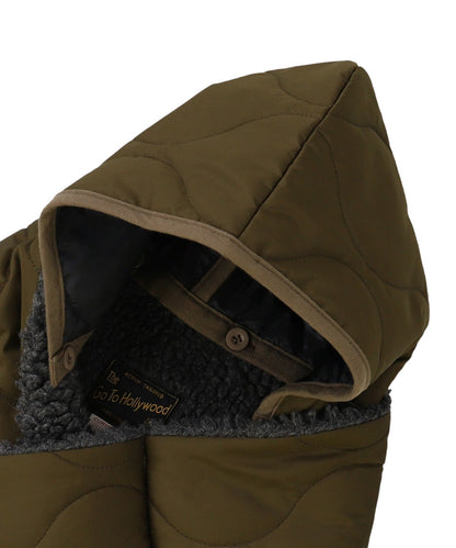 Scallaped Quilt Hood Scarf