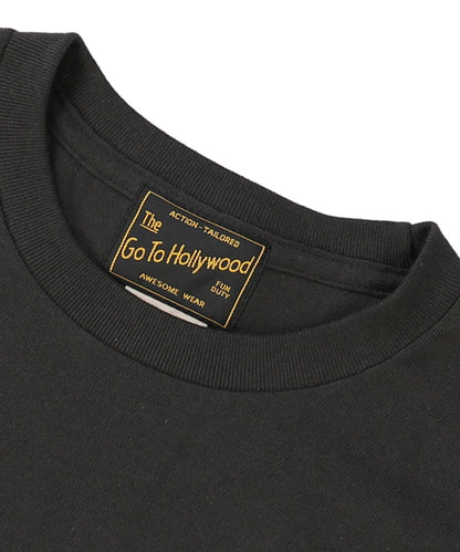 Souvenior Amulet Tee