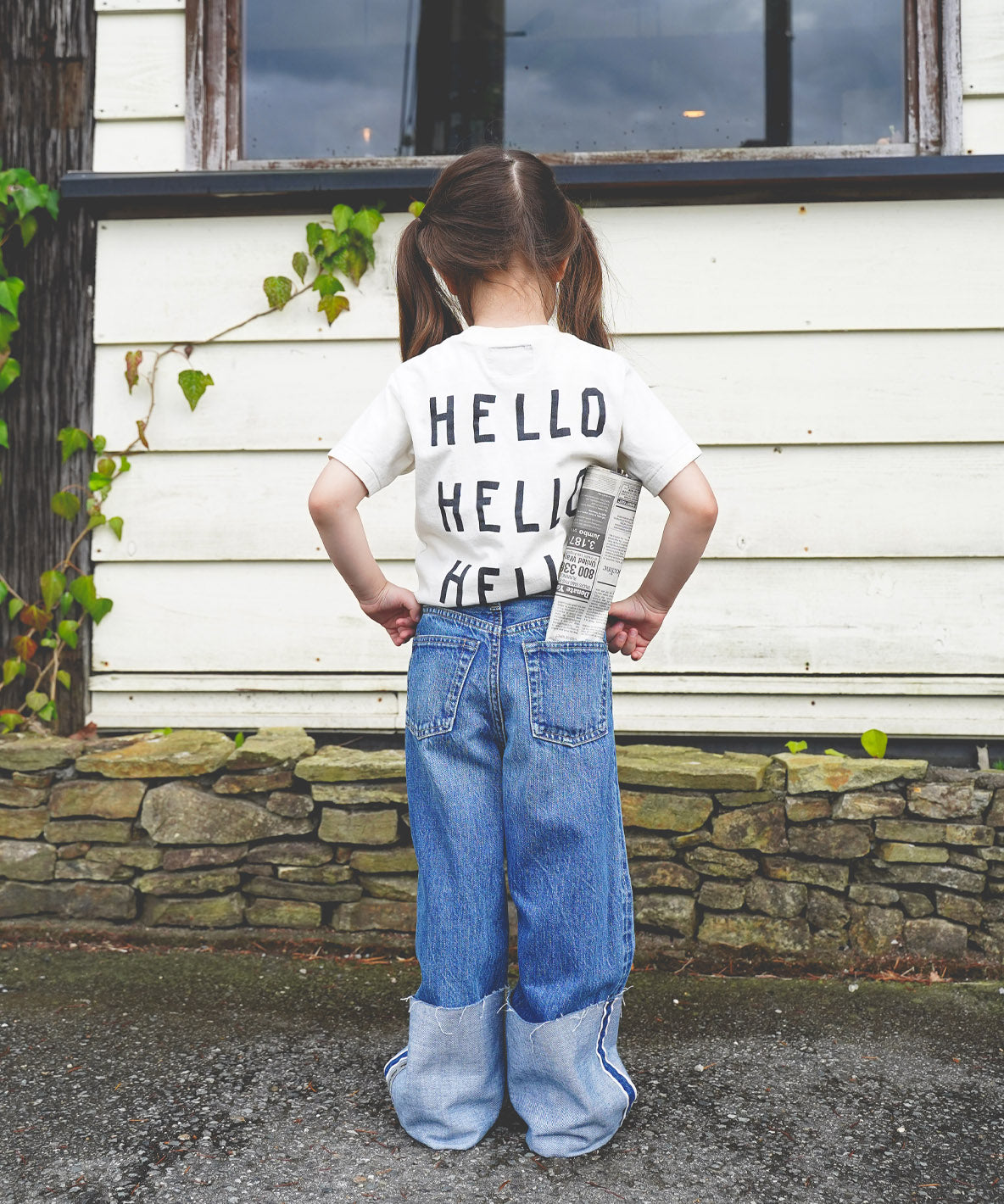 HELLO Tee