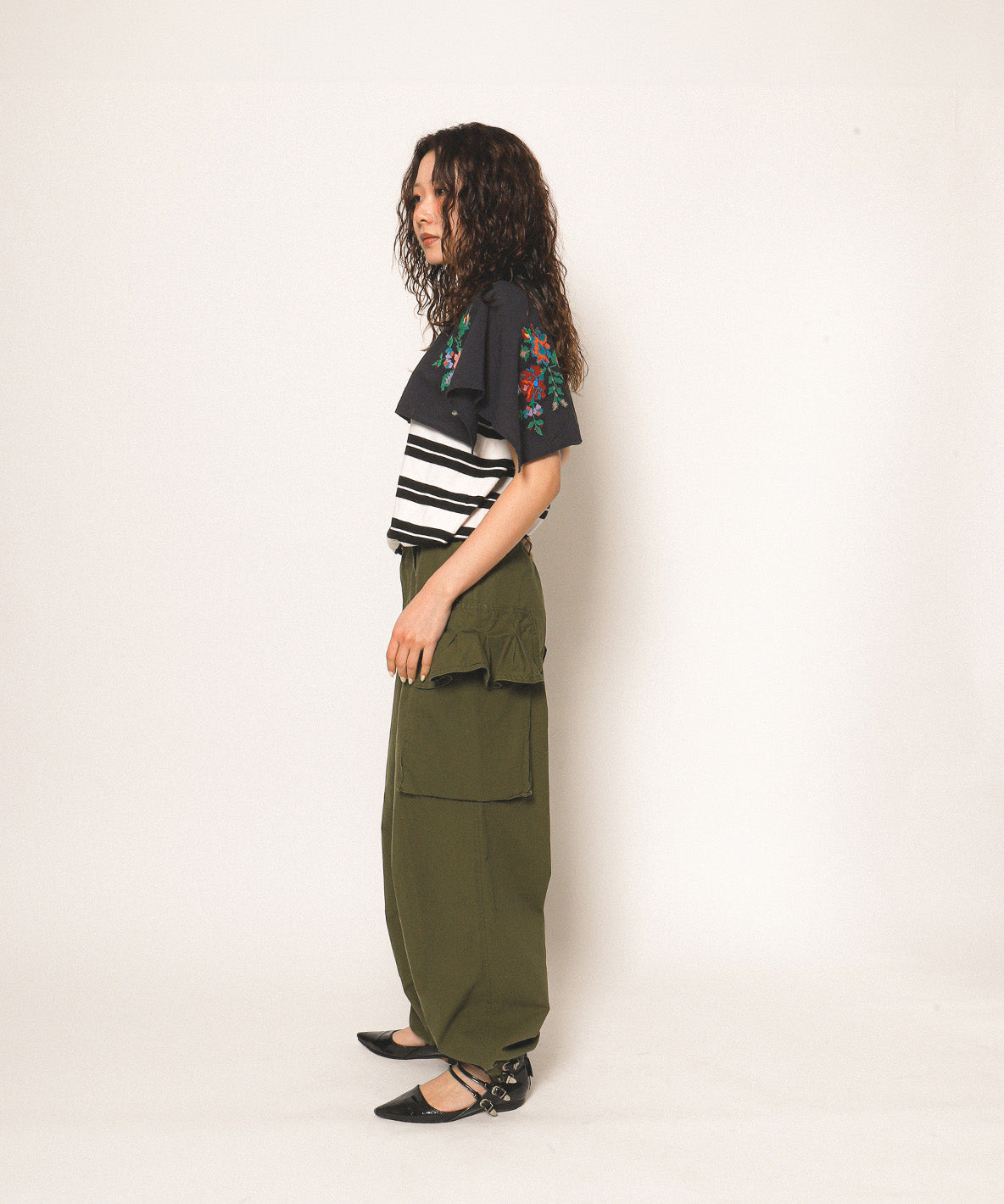 Ruffled Flap Pocket Weather Cloth Pants(LADIES)