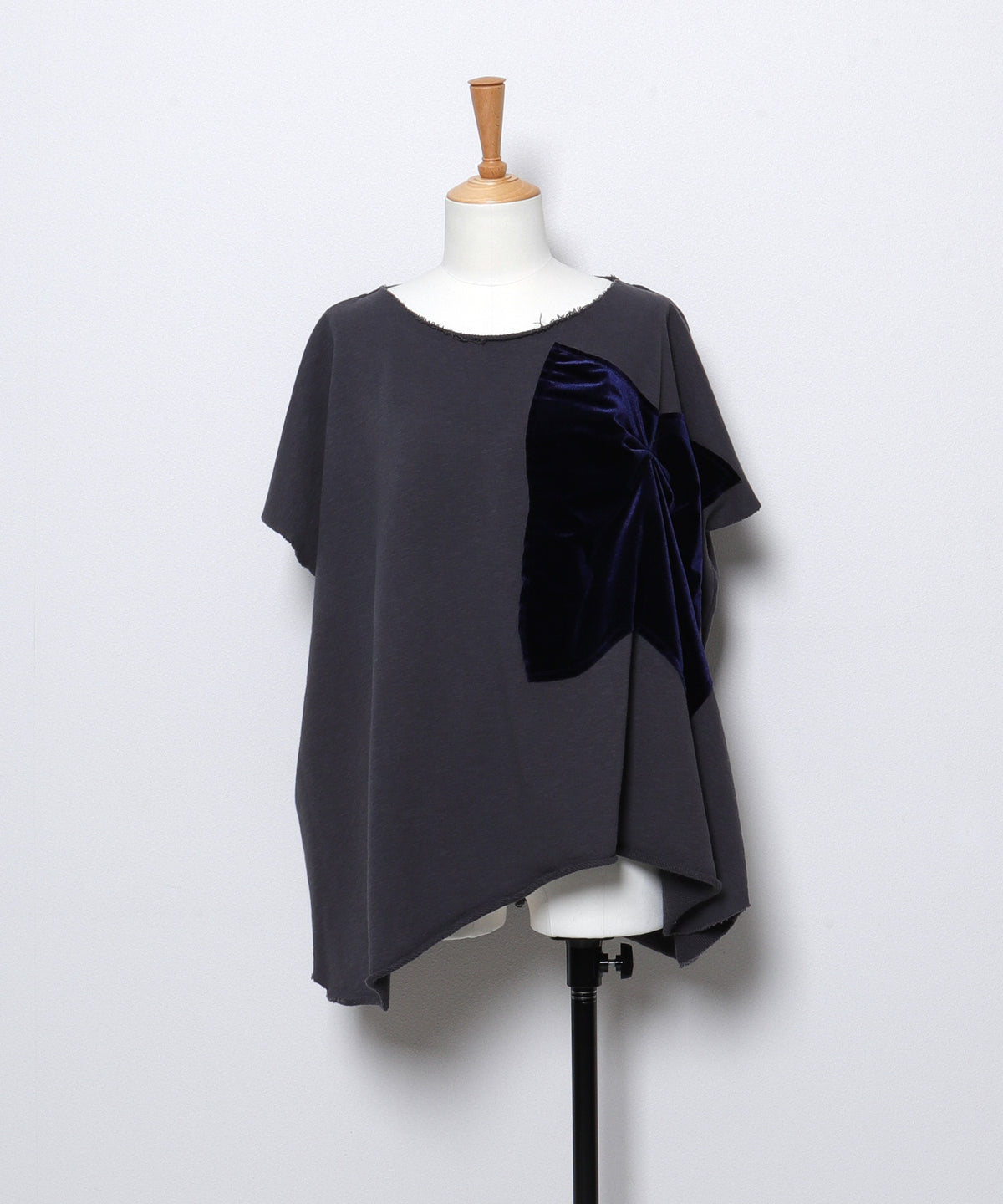 Unique Silhouette Wide Sweatshirt(LADIES)