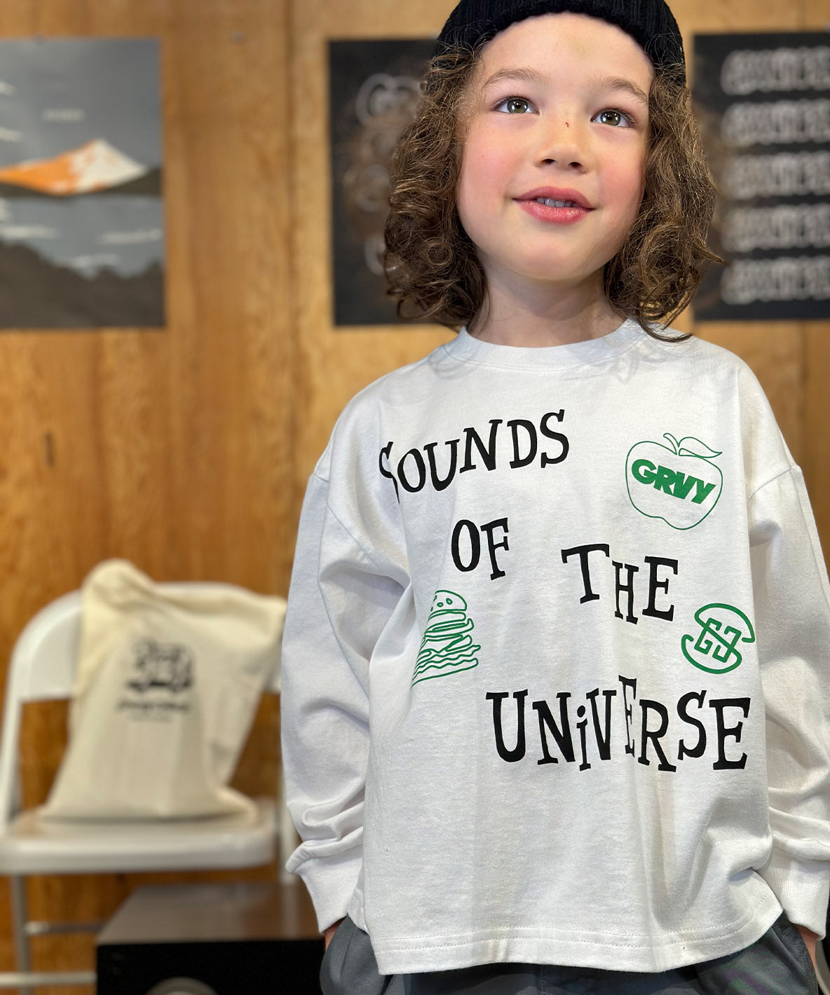 SOUNDS Oversuzed Long Sleeve Tee