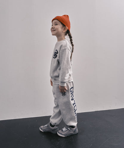 GRVYCLRS Applique Sweatshirt